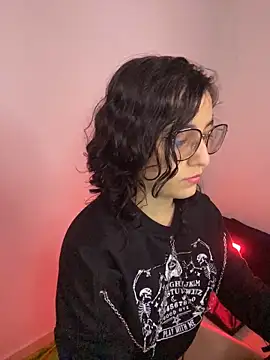 Kiri_Velvetn Live XXX chat