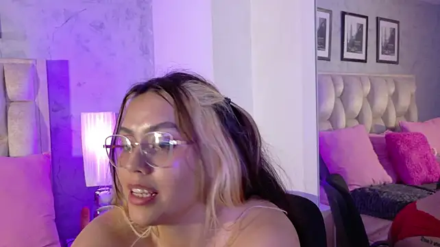RubyLane_n Live XXX chat