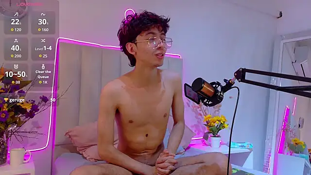 Twink_Sebas7 即時 XXX 聊天