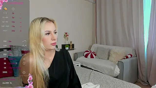 Chatroom XXX en direct de Karolina_brand