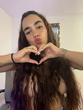 Czat XXX na żywo – CharlotteRouseVIP