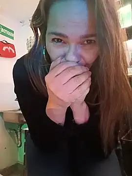 Dannial51 – Naživo XXX chat