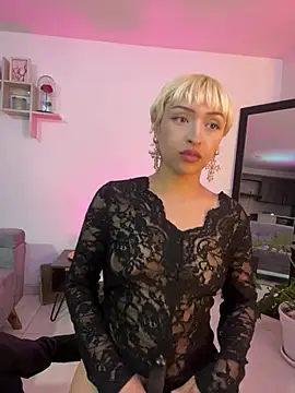 Melody__0 Adlı Modelin Canlı XXX Sohbeti