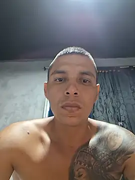 Chat XXX Live Andrezzz69