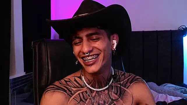 Онлайн чат XXX DemonKush--