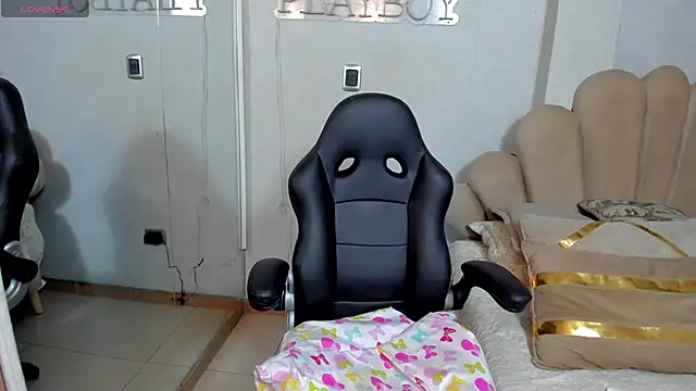 KattyLilli Obrolan Langsung XXX