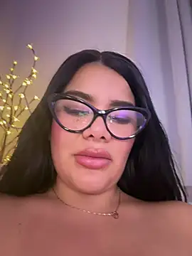 Issane_Peru's Live XXX Chat