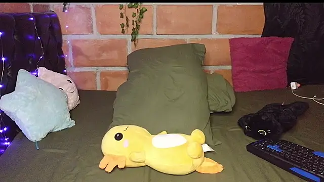 Nathachan Live XXX chat