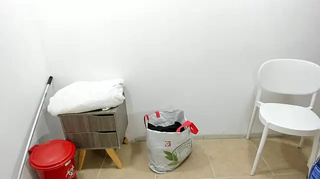 XXX chat uživo modela salome_pavlova7