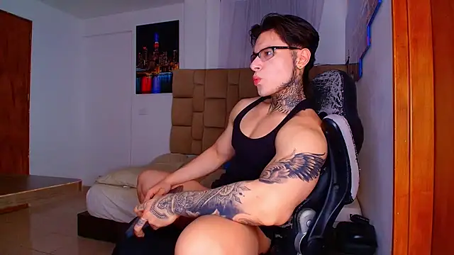 Chat XXX en directo de DennisWalkerr