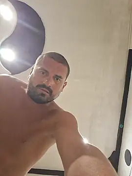 PavlinStoev Adlı Modelin Canlı XXX Sohbeti