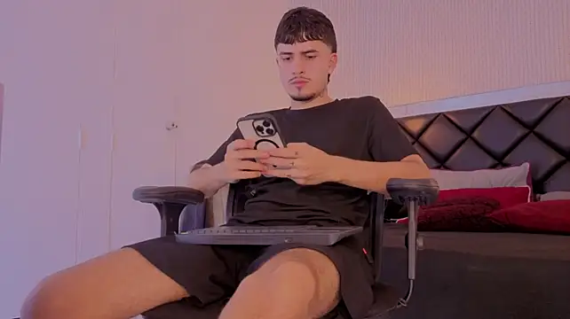 jacob_rosas Adlı Modelin Canlı XXX Sohbeti
