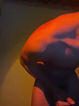 h4k1m33 webkamerás műsora
