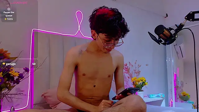 Twink_Sebas7 Live XXX Chat