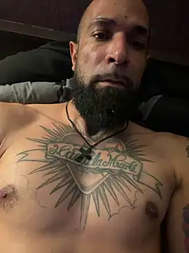 Kingsavage2586 – webcam-show