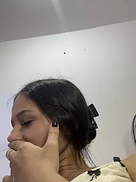 Chatroom XXX en direct de Paulas_sweet430