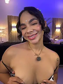 Chatroom XXX en direct de imLeanna_