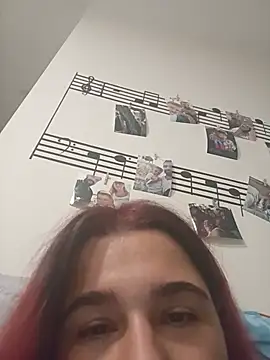 Mawuiiiin Live XXX chat