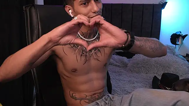 Živý XXX chat DemonKush--