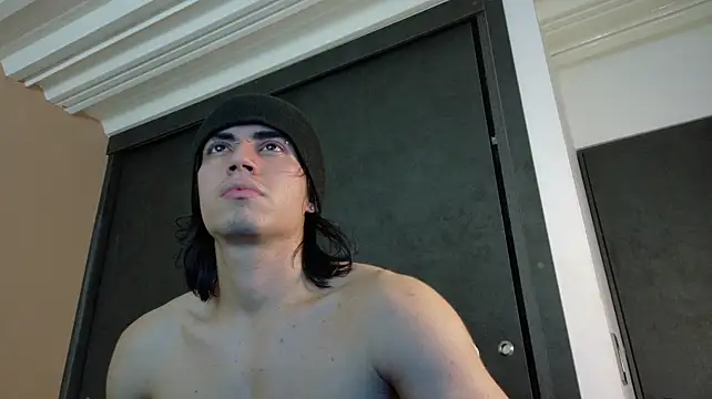 Show modela eren_jeager na web-kameri