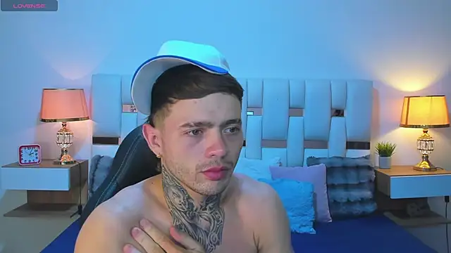 Zeus_damian21 Show in webcam