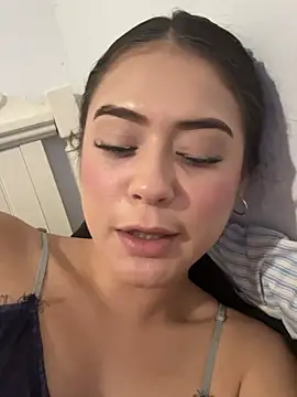 Czat XXX na żywo – Yocelinbabyyy