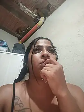 Giselabrunette25 – Naživo XXX chat