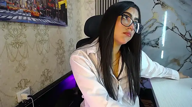 Holly_Watson_ Live XXX-Chat