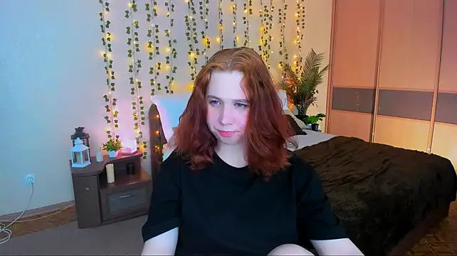 MooonlightSkyn Live XXX chat