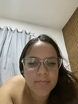 Show de Laryssinha_69 na webcam