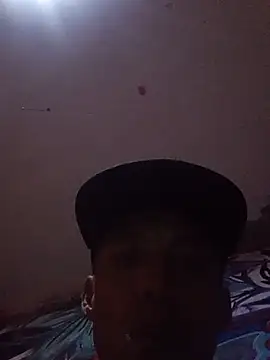 8uno Show in webcam