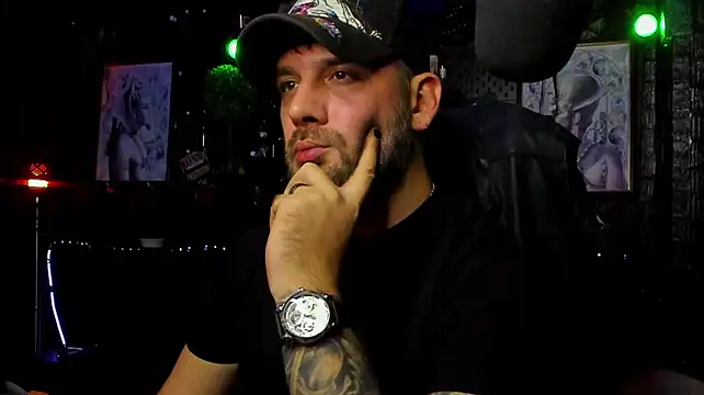 LexHardy live XXX chat