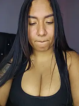 IambarRouse_'s Live XXX Chat