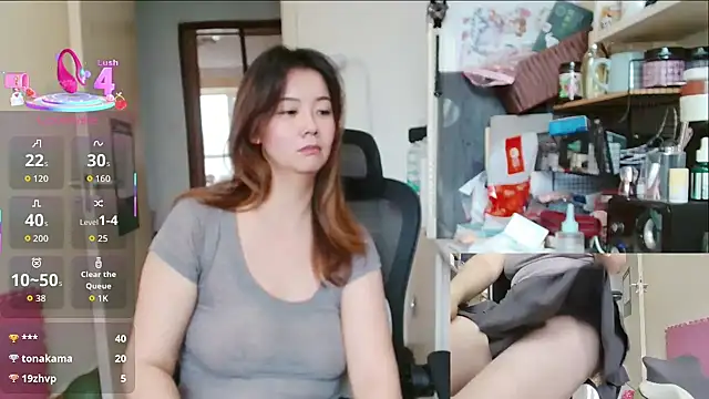Онлайн чат XXX sallycui