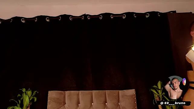دردشة Bruno___69 الجنسية المباشرة