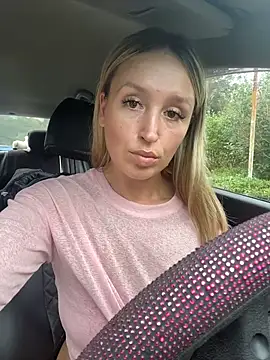 StasyWoodn Live XXX chat