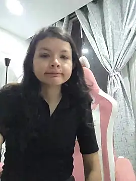 azumiichan Adlı Modelin Canlı XXX Sohbeti