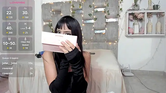 NohaNicole Live XXX-Chat
