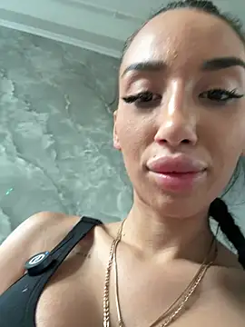 BlueEyes_BB's Live XXX Chat