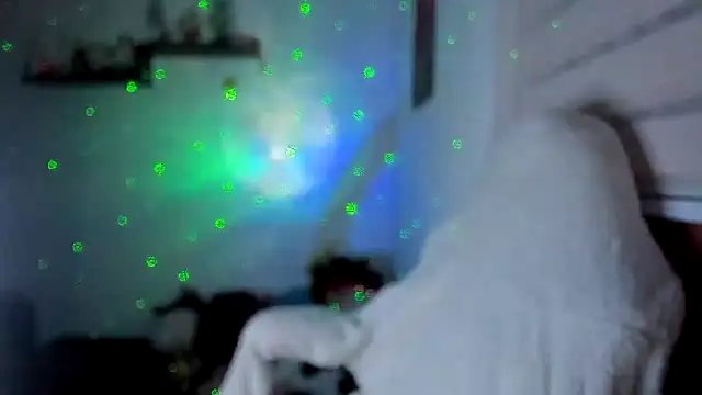 XXX chat uživo modela Shaddycute_