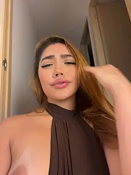 Miasinsx1 Chat XXX in diretta
