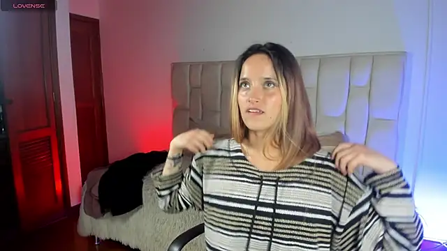 Živý XXX chat SophieeMillers