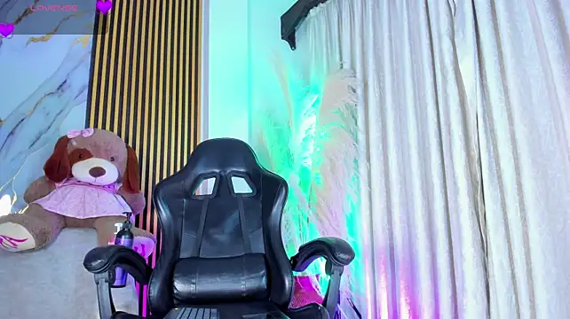 alejagarcia_'s Live XXX Chat