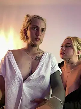Velvet1_ Live XXX-chat