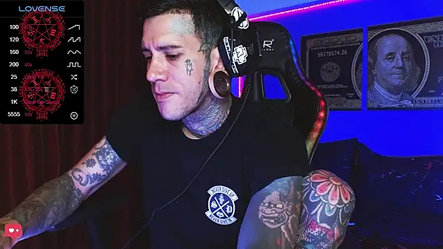 Czat XXX na żywo – jhonny__ackerman