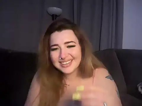 Chat XXX en directo de curvy_rosie69