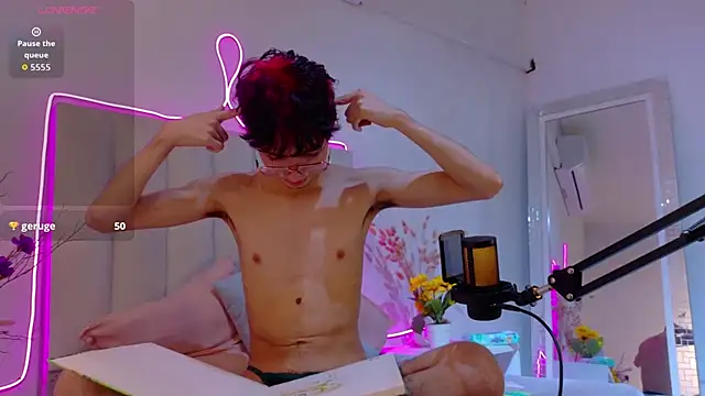 Twink_Sebas7 – Naživo XXX chat