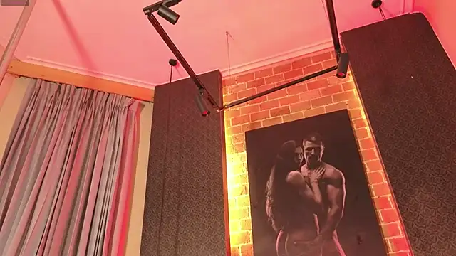 GrayAndrewsn Live XXX chat
