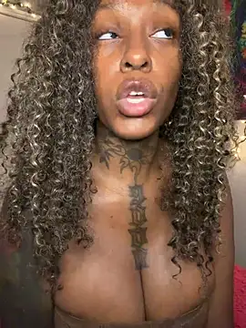 MistiSavannah's Live XXX Chat