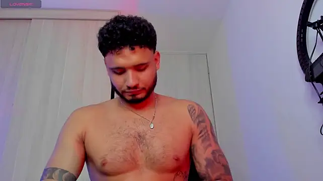 AUSTINN_TORRES 라이브 XXX 채팅